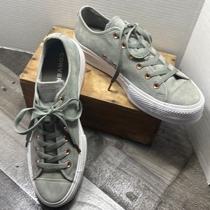 Converse platforms teal green never been worn m-11 w-9 smoke free home